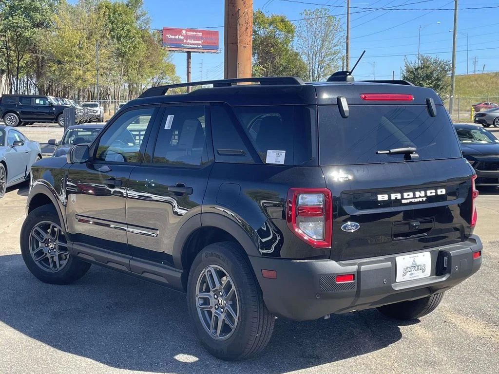 New 2025 Shadow Black Ford Big Bend® image 5