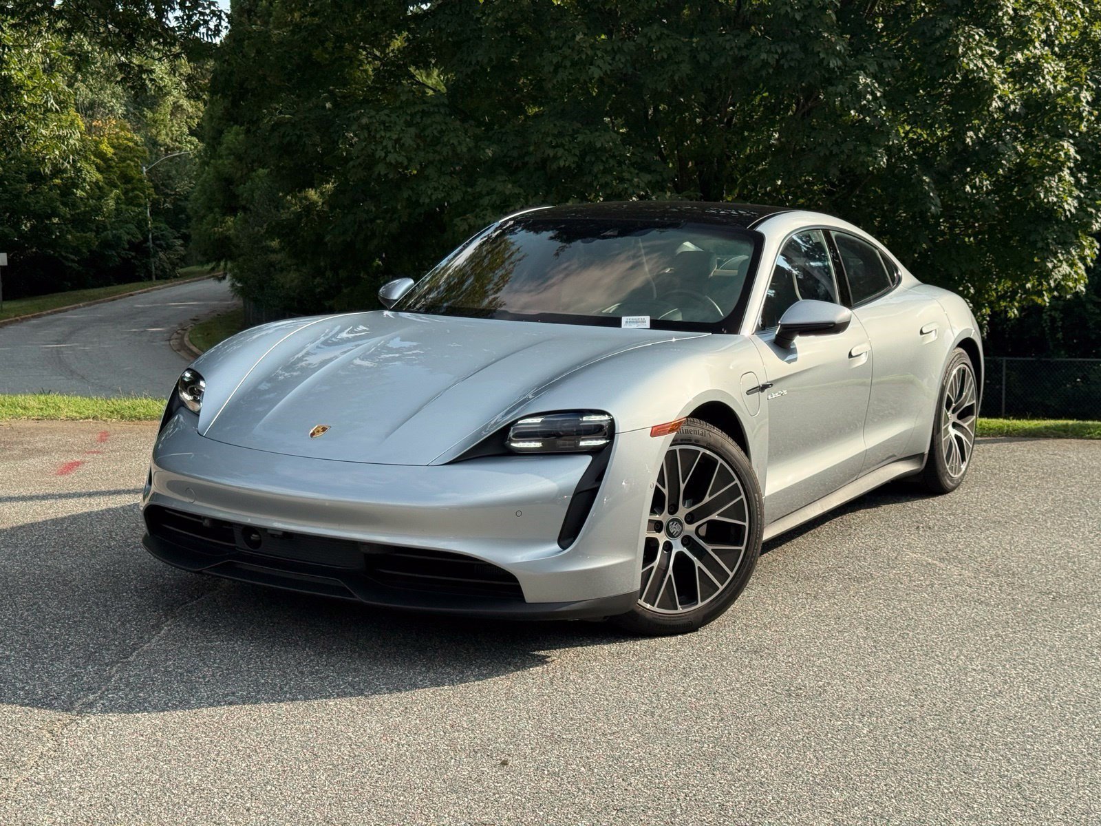2023 Porsche Taycan
