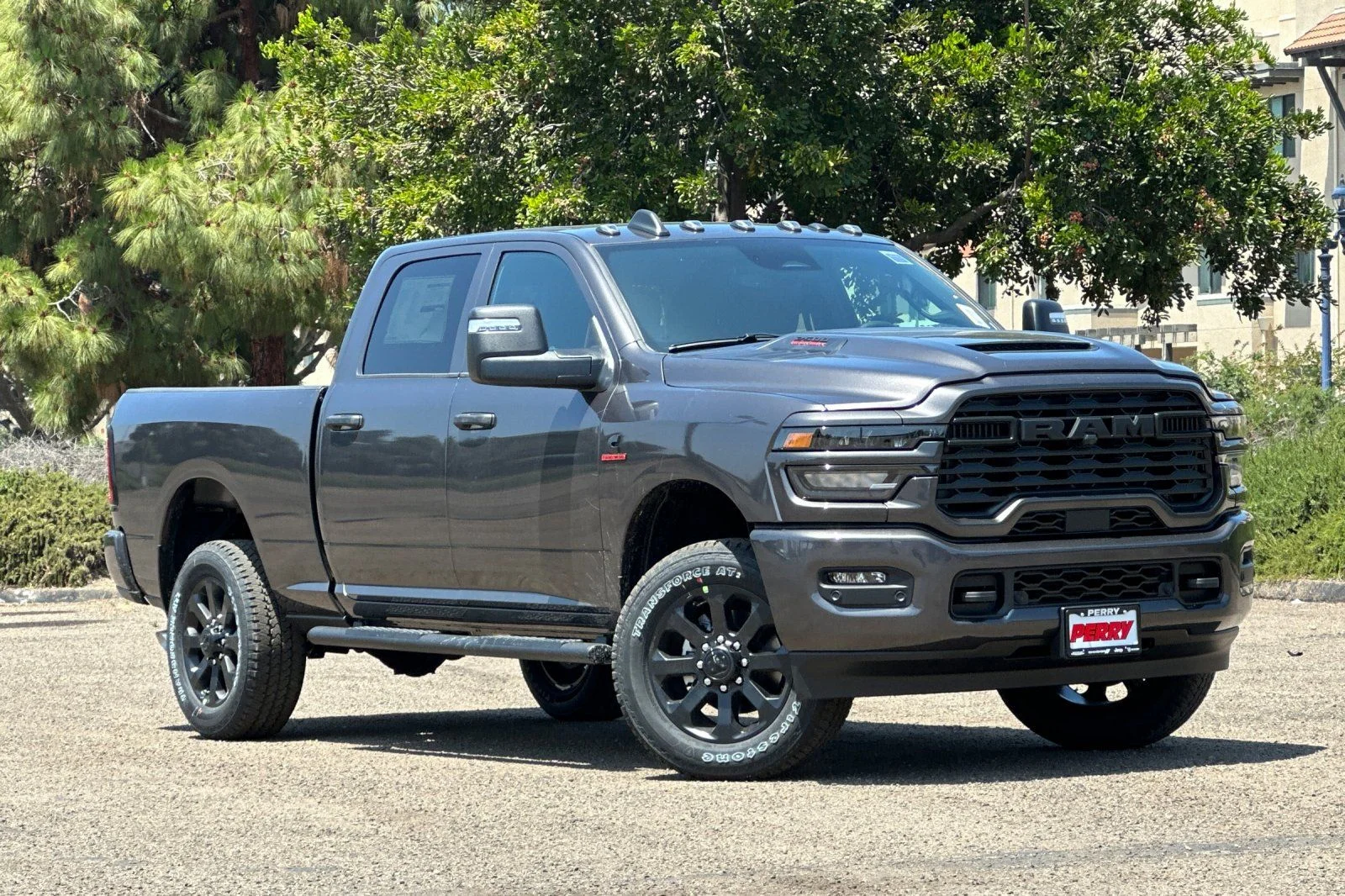 2026 RAM 2500 Tradesman/Black Express 4X4 Crew Cab SWB's photo