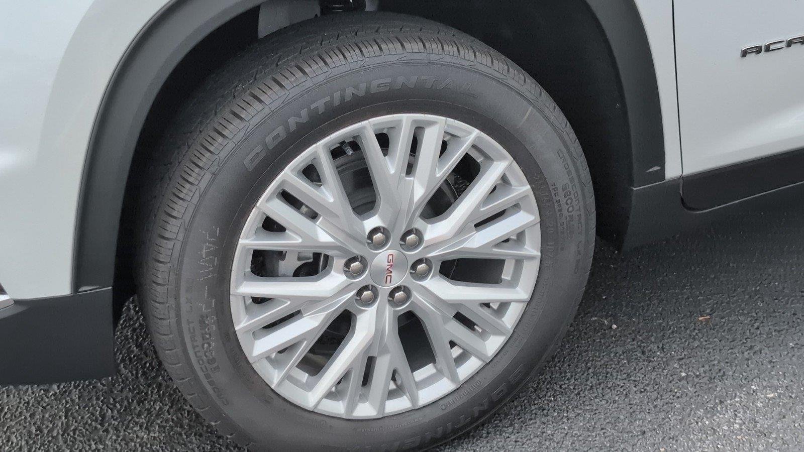 New 2026 Summit White GMC Elevation image 10