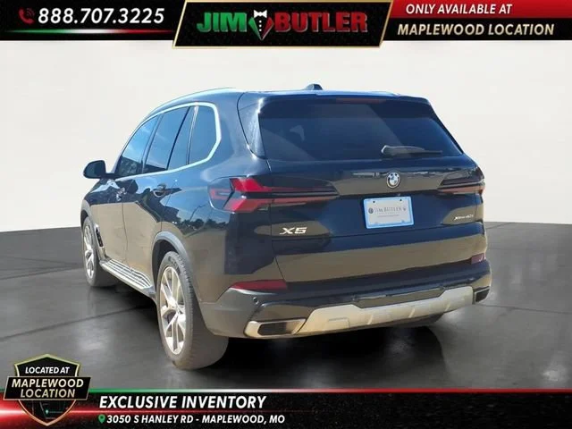 Used 2024  BMW xDrive40i image 2