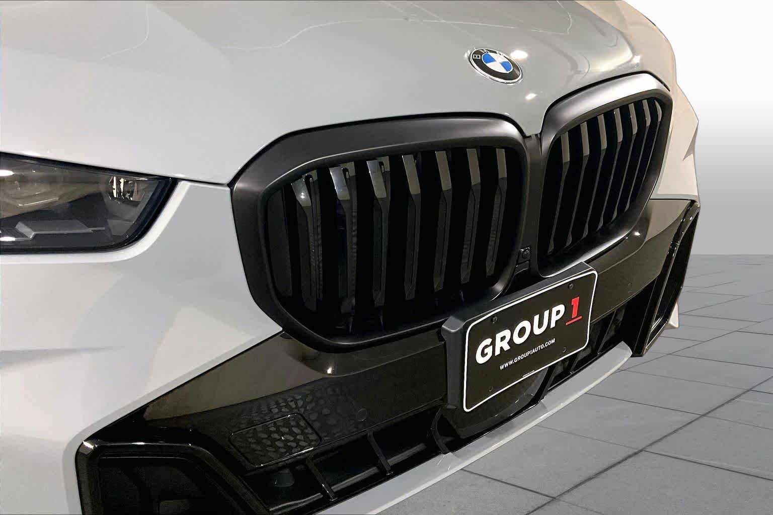 Certified Used 2024 Brooklyn Grey Metallic BMW xDrive40i image 31