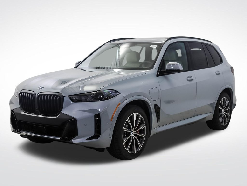 2026 BMW X5 xDrive50e's photo