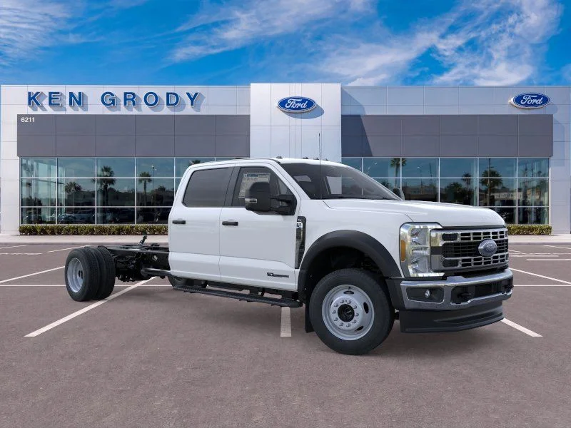 2026 Ford F-450 XL 4x4 Crew Cab 203-In DRW's photo