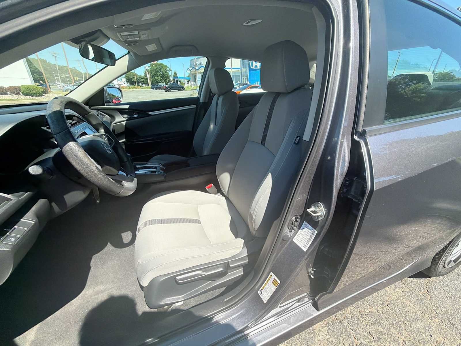 2019 Honda Civic LX - Photo 21