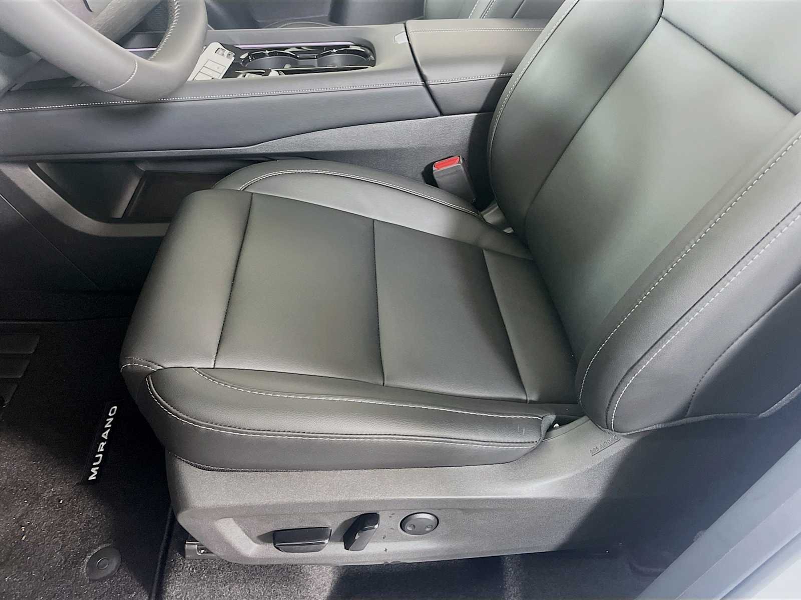 2025 Nissan Murano SL - Photo 18