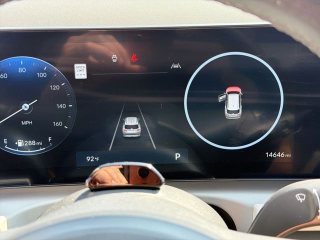 Used 2025 White Hyundai SEL Convenience image 12