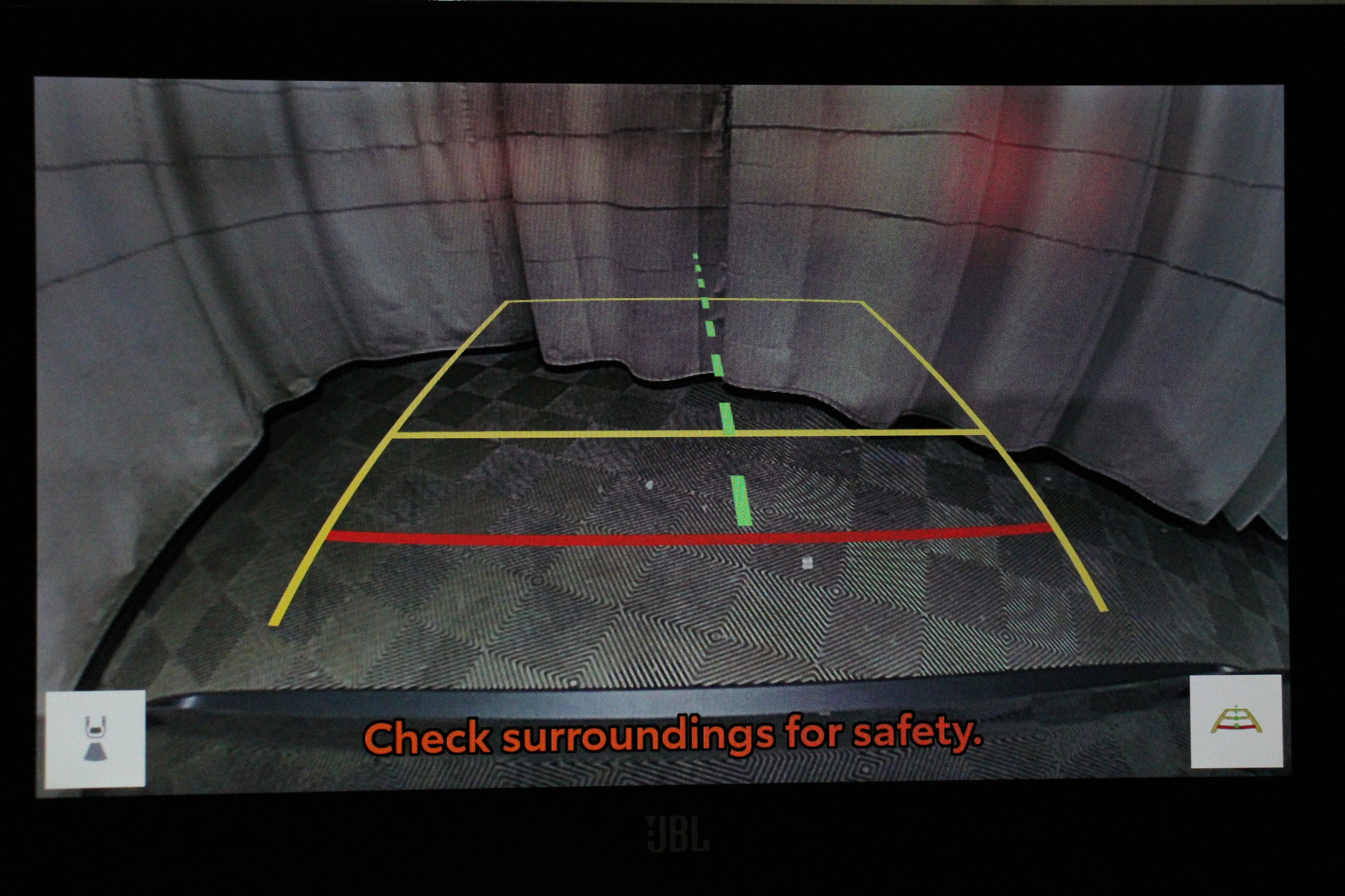 Used 2025 Gray Toyota XLE Premium image 18