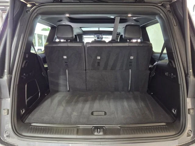 Used 2022 Gray Jeep Series I image 17