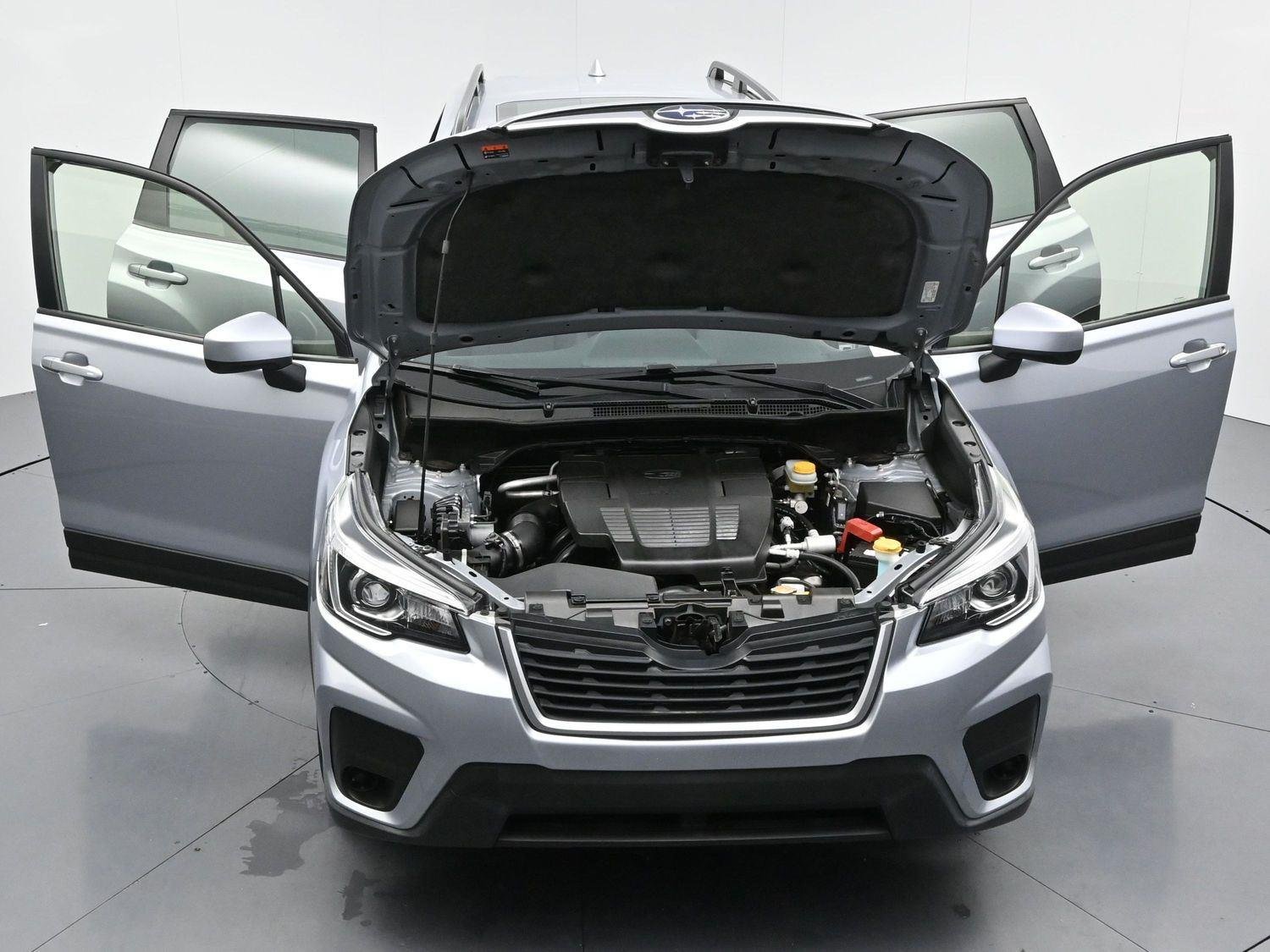 Used 2020 Ice Silver Metallic Subaru Premium image 40