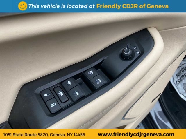 Used 2025 Gray Jeep Limited image 24