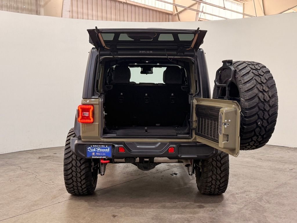 Used 2025 41 Jeep Rubicon image 13