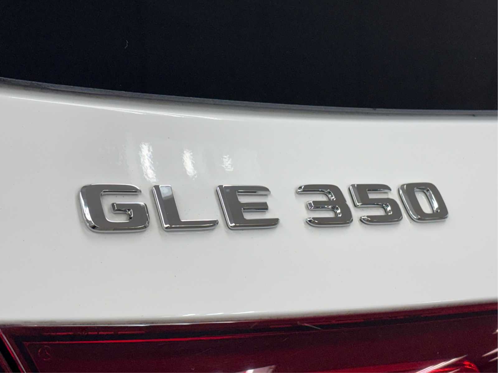 Certified Used 2024 Polar White Mercedes-Benz GLE 350 image 16