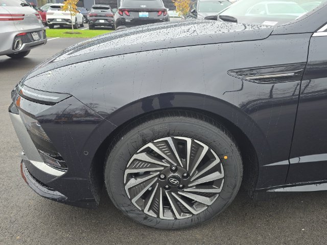 New 2025 Blue Hyundai Limited image 10