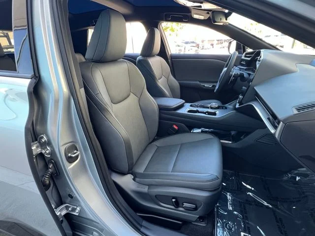 New 2026 Iridium Lexus PREMIUM image 45