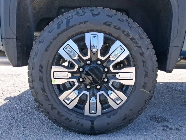 2026 GMC Sierra 2500HD Denali - Photo 18