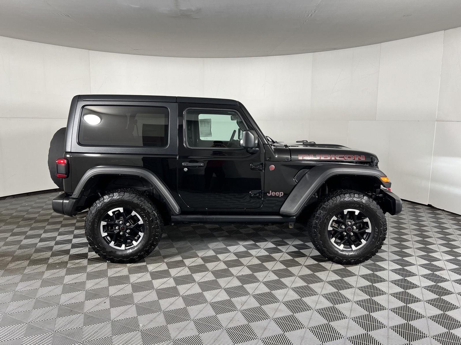 Used 2024 Black Clearcoat Jeep Rubicon image 11