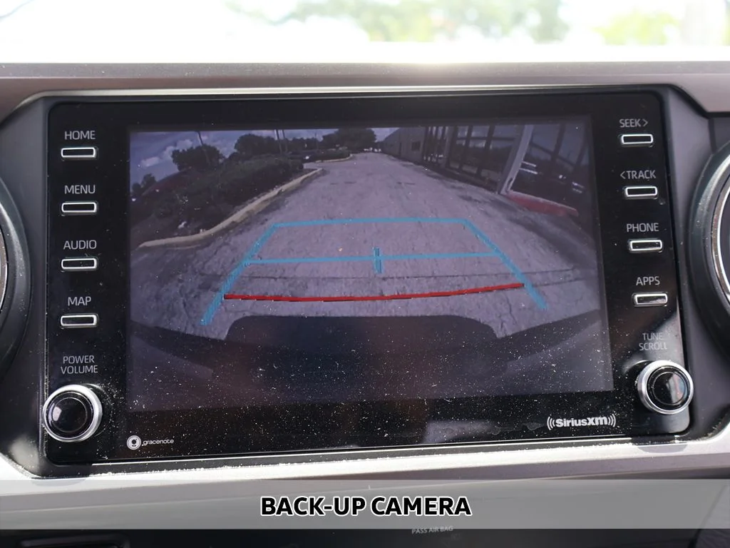 Used 2022 Red Toyota SR5 image 4