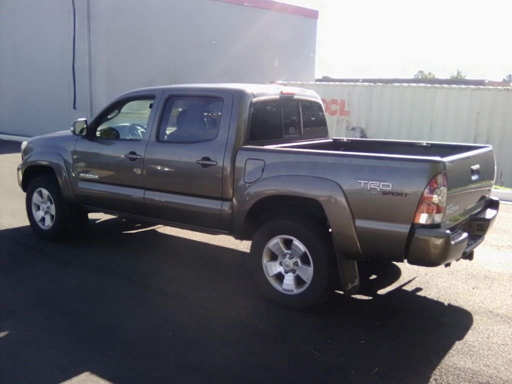 Used 2013 Brown Toyota Base image 7