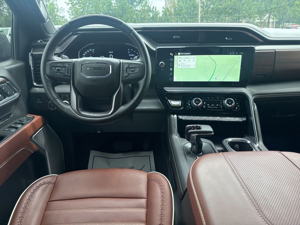 Used 2025 Black GMC Denali Ultimate image 3