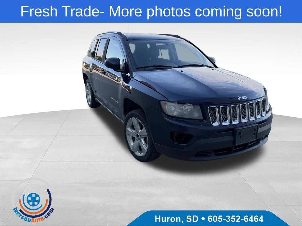 Used 2014 Blue Jeep Latitude image 1