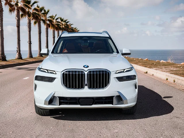 Used 2026 White BMW xDrive40i image 3