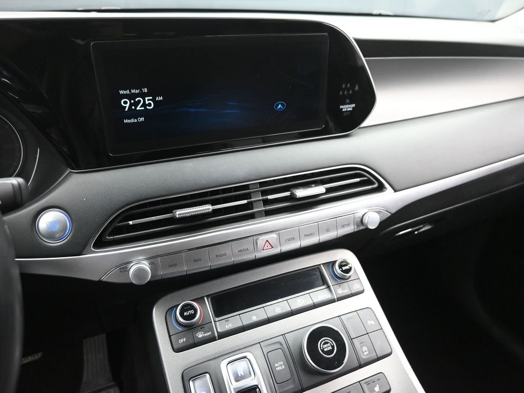 Used 2022 White Hyundai SEL image 22