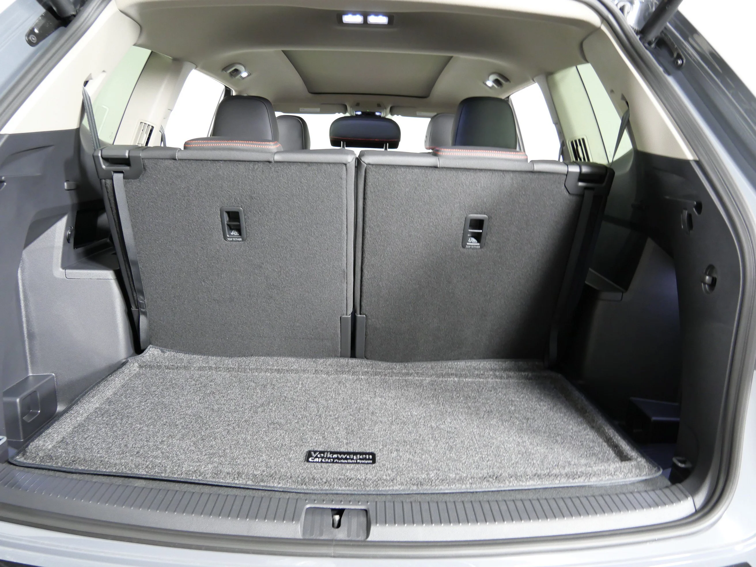 New 2026 Pure Gray Volkswagen 2.0T Peak Edition image 18