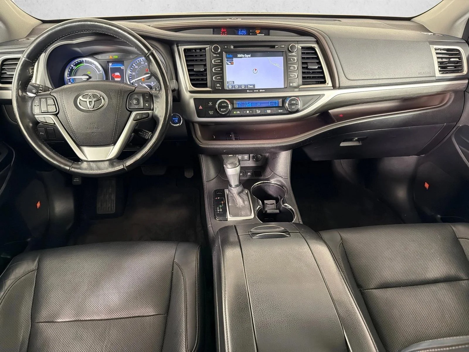 Used 2017 Gray Toyota Hybrid Limited image 25