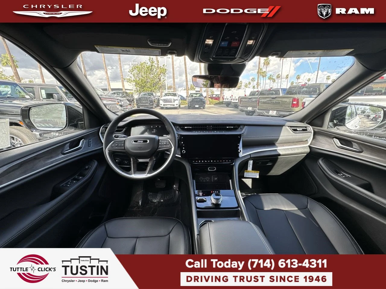 New 2027 Bright White Clear-Coat Paint Jeep Limited image 2