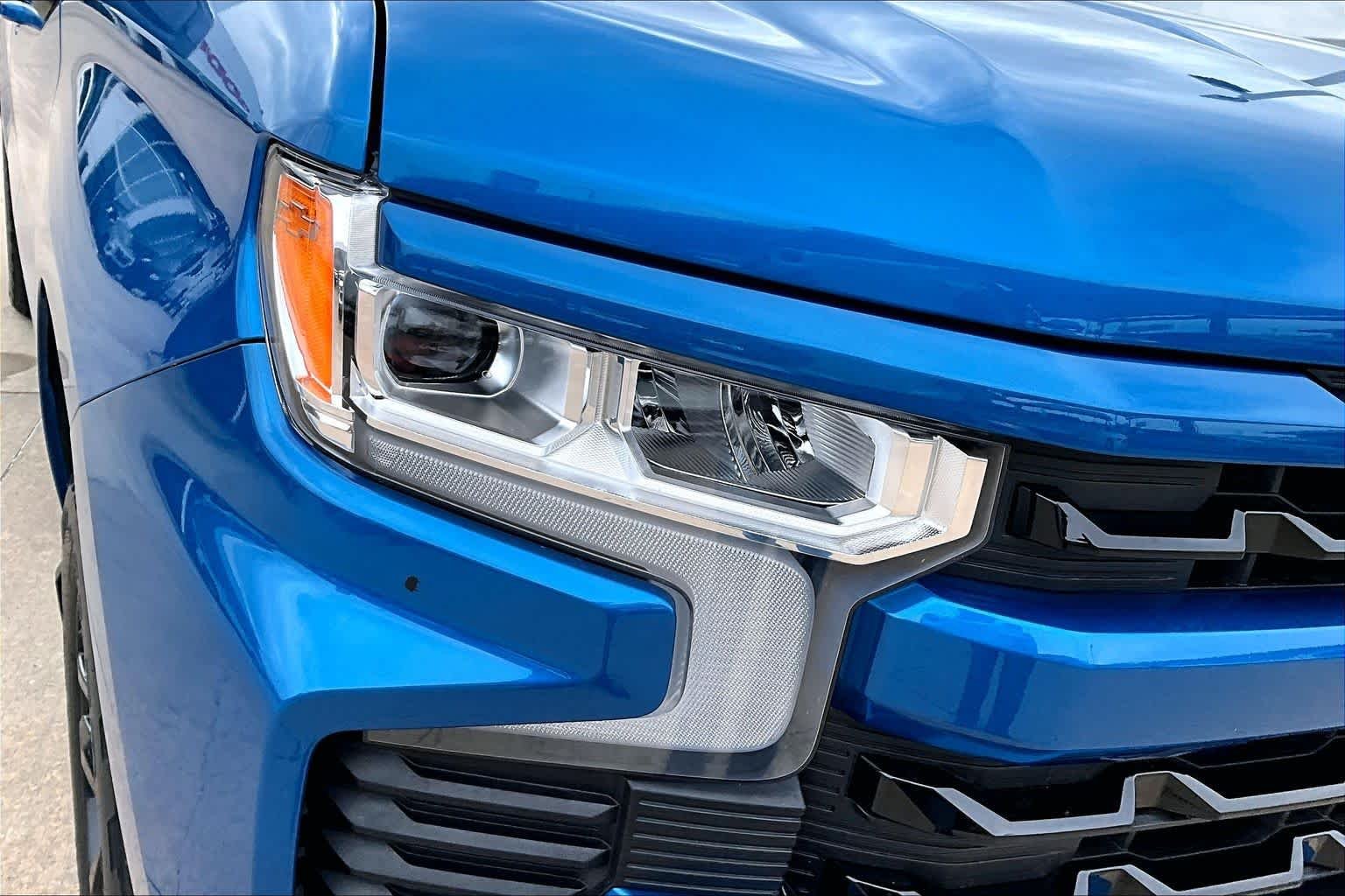Used 2023 Glacier Blue Metallic Chevrolet RST image 27