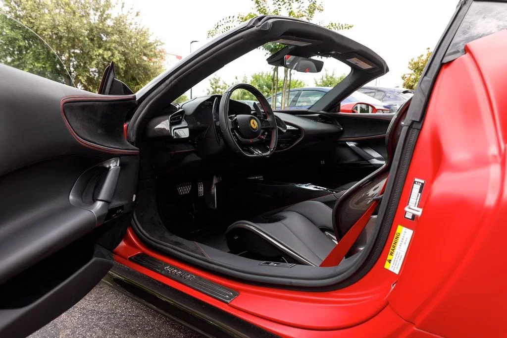 Used 2025 Rosso Ferrari F1-75 Opaco Ferrari  image 23
