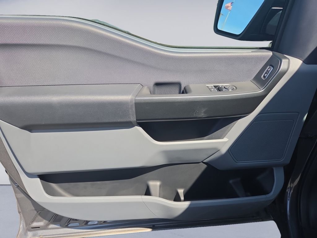 Used 2025 Gray Ford XL image 11