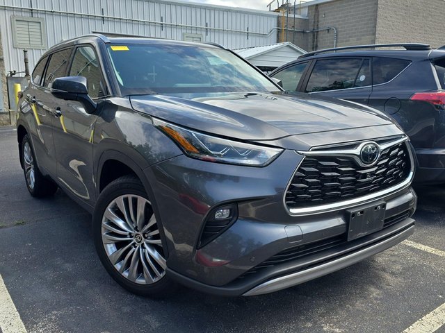 2024 Toyota Highlander Platinum