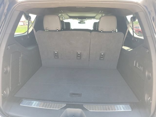 Used 2024 Summit White GMC Denali image 29