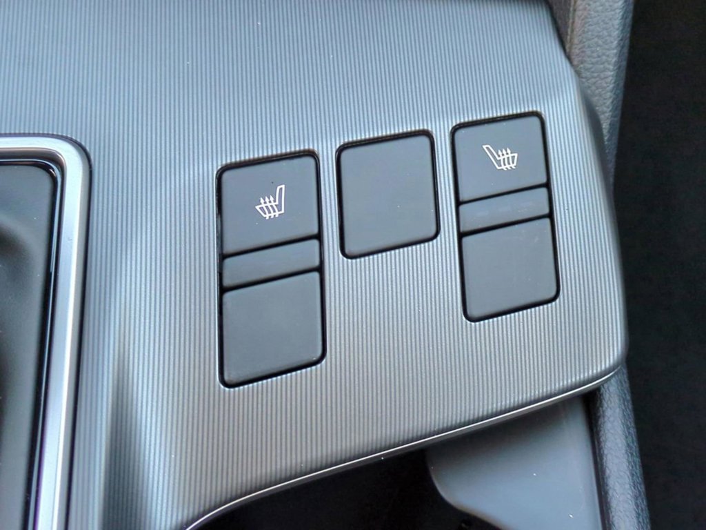 2026 Kia Sportage EX - Photo 28