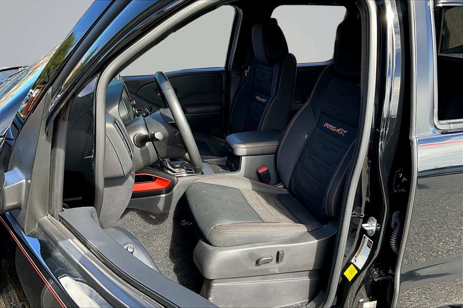 Used 2022 Black Nissan PRO-4X image 19