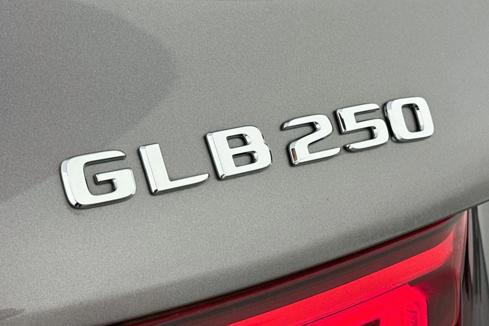 Used 2020 Mountain Grey Metallic Mercedes-Benz 250 image 9