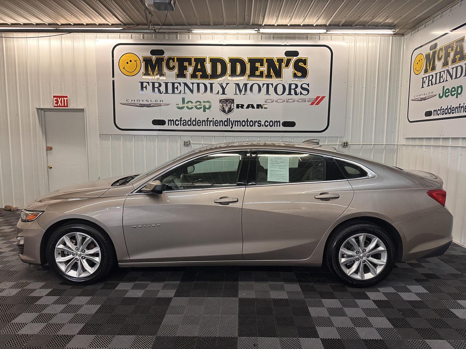 Used 2025 Mineral Gray Metallic Chevrolet LT image 9