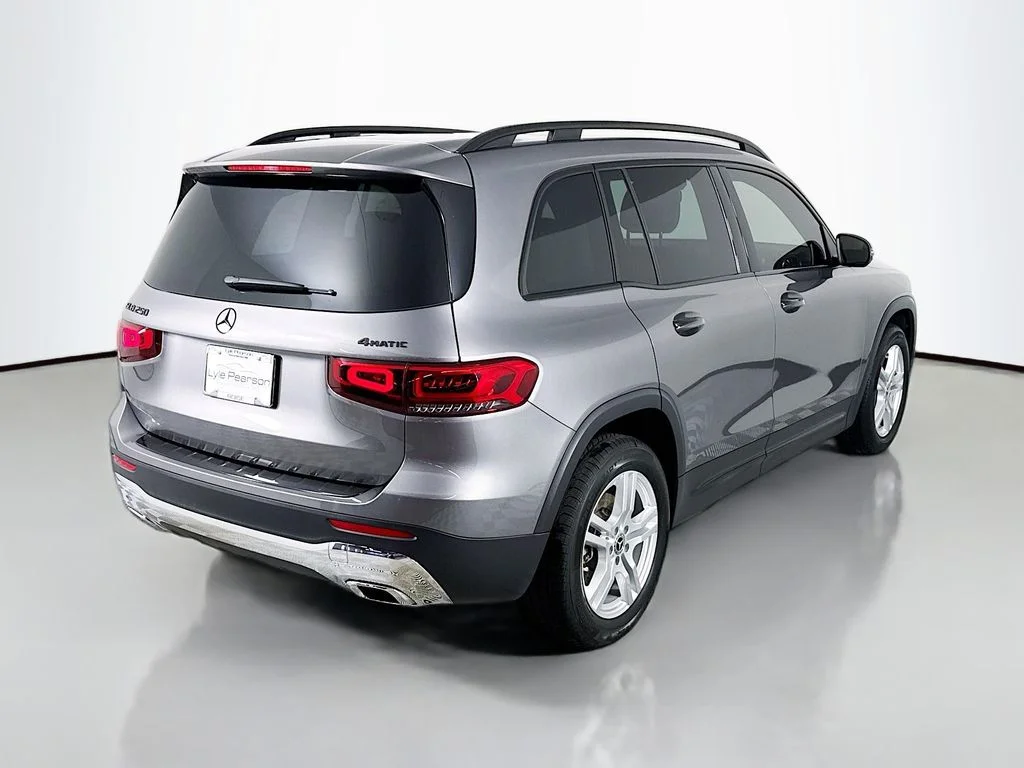 Certified Used 2023 Mountain Gray Metallic Mercedes-Benz GLB 250 image 9