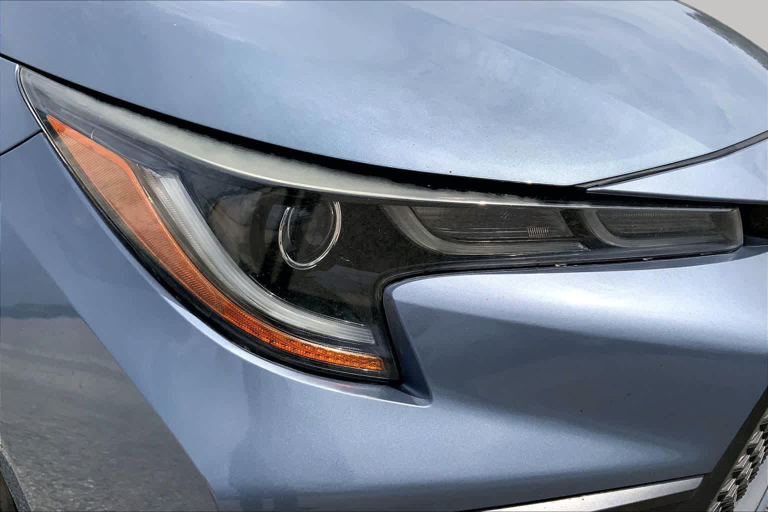 Used 2020 Celestite Toyota SE image 27