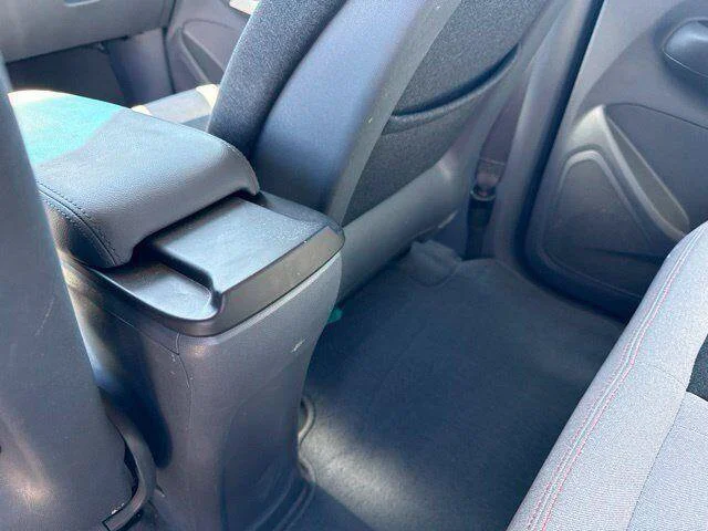 Used 2017 White Chevrolet LT image 28