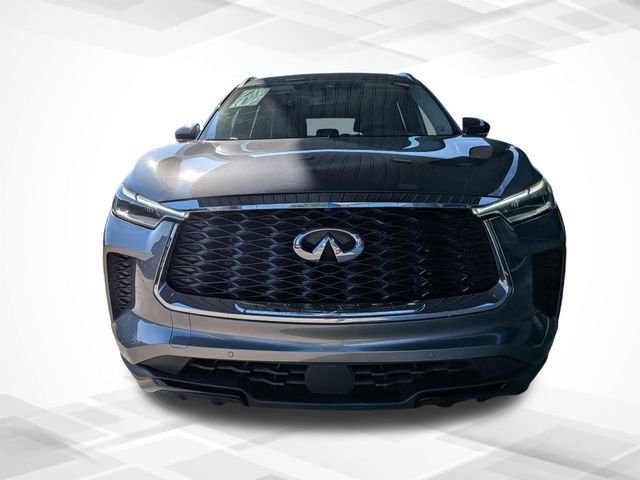 Used 2023 Gray INFINITI LUXE image 8