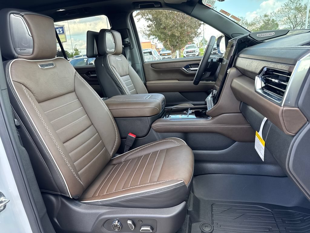 2026 GMC Yukon Denali Ultimate - Photo 52