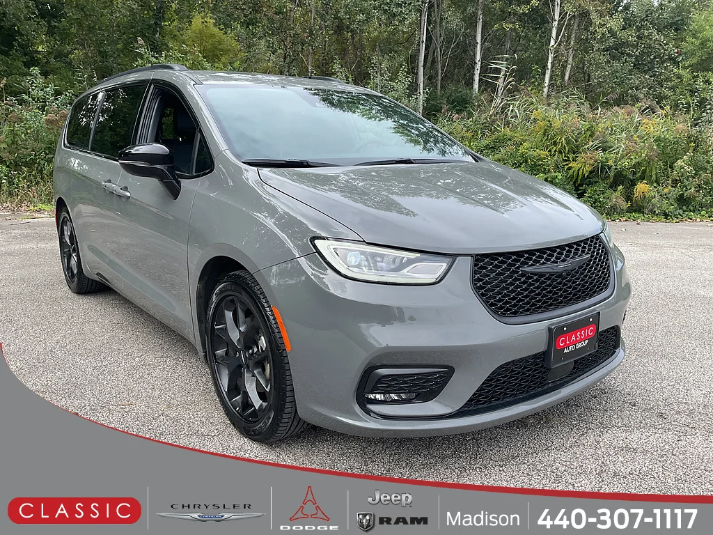 2025 Chrysler Pacifica Limited