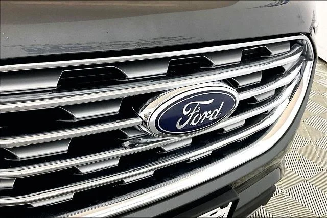 Certified Used 2020 Magnetic Ford SEL image 49
