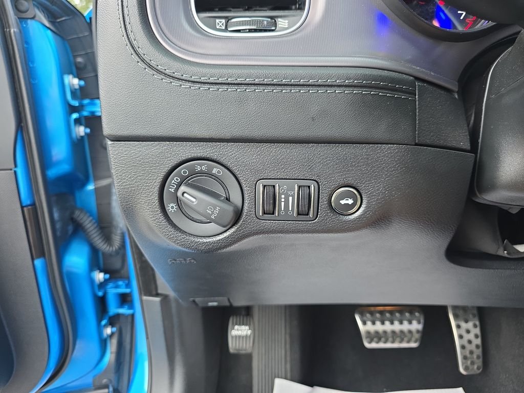 Used 2023 B5 Blue Pearlcoat Dodge R/T Scat Pack image 25