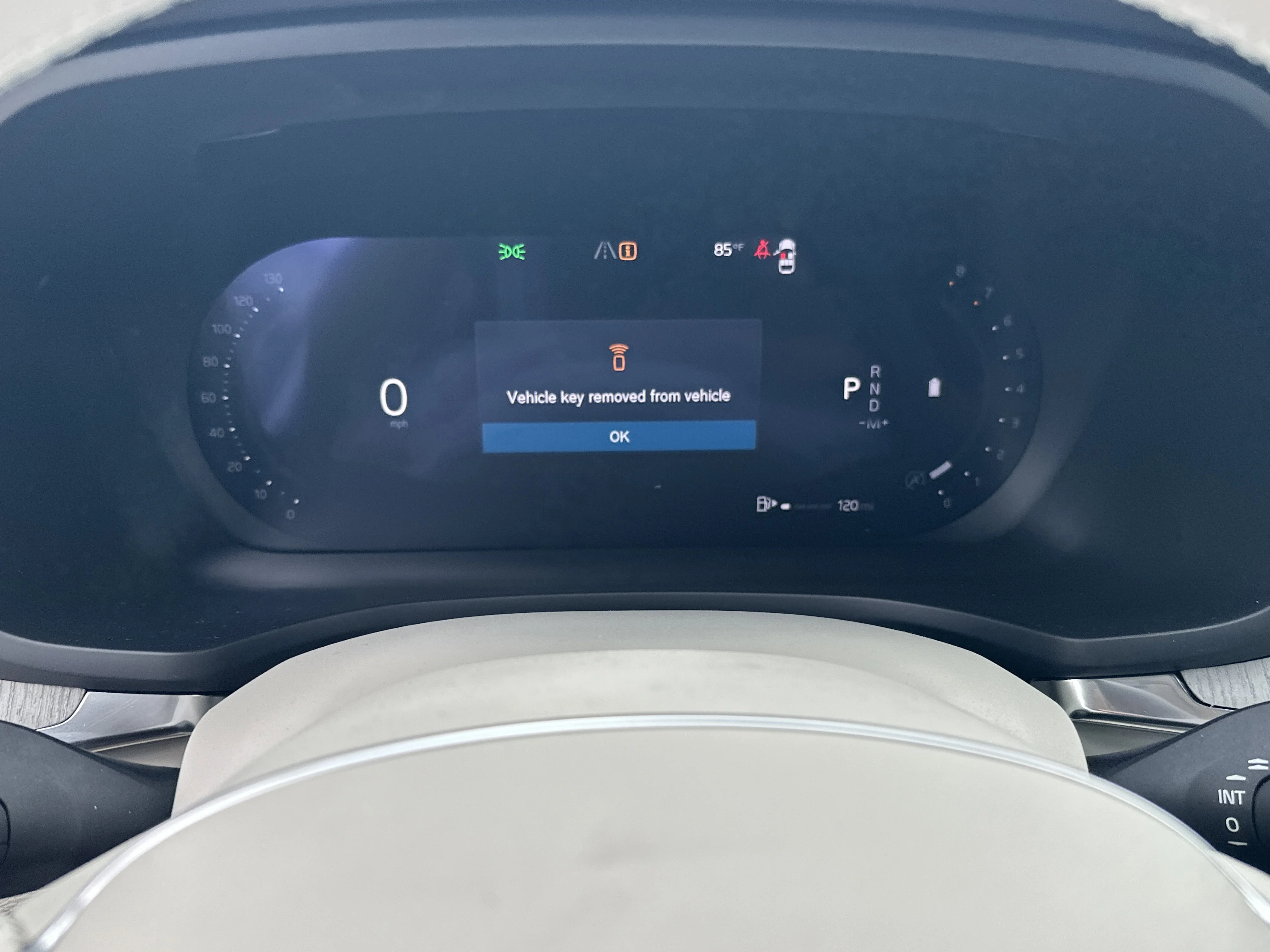2026 Volvo V60 Cross Country Plus - Photo 15