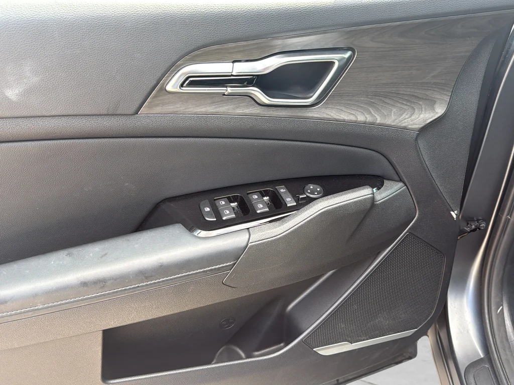 Used 2023 Gray Kia X-Line image 23