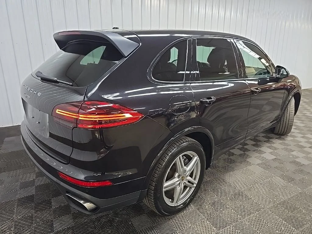 Used 2017 Bk Porsche NA image 10